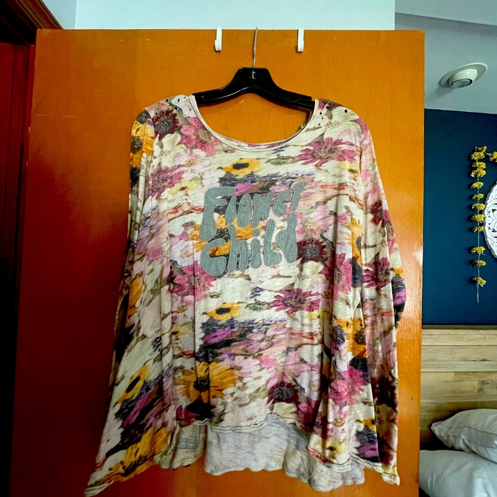 Magnolia Pearl Flower Child LS